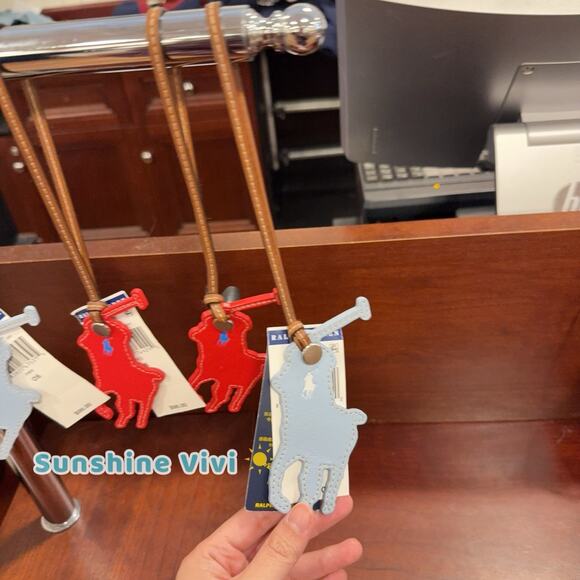 NWT POLO RALPH LAUREN Leather Charm Bag Charm Medium Ballet blue color - Picture 2 of 4